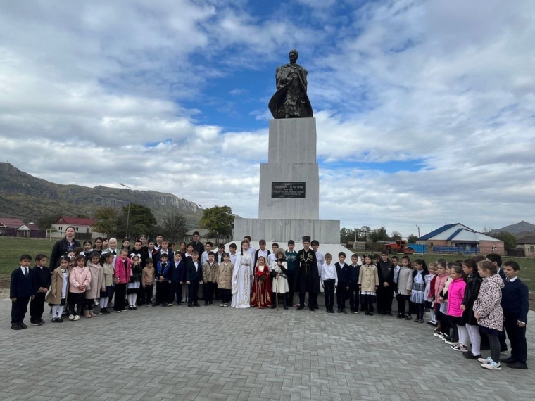 165-летие со дня рождения Коста Левановича Хетагурова.
